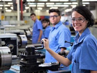  Jovem Aprendiz SENAI. Conheça o programa de aprendizagem que vem mudando a vida de milhares de jovens a procura do primeiro emprego!