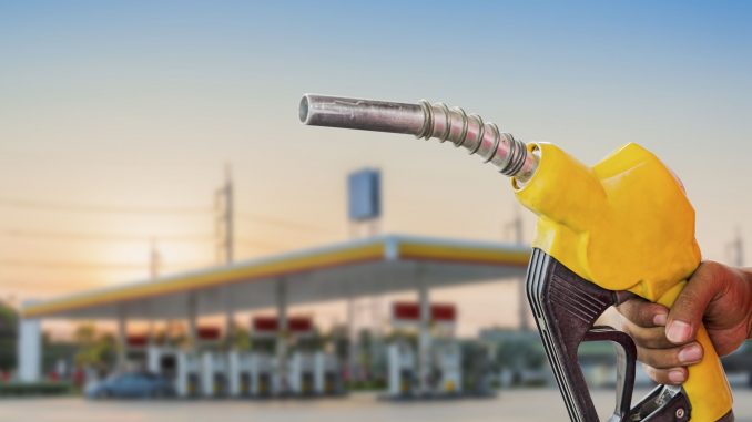 Como o aumento e queda do ICMS da gasolina pode afetar as empresas? Descubra!