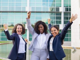 Empreendedorismo Feminino: Uma pesquisa realizada pelo Sebrae, com base em dados da Pnad, indica que há 10,1 milhões de mulheres em posição de liderança.
