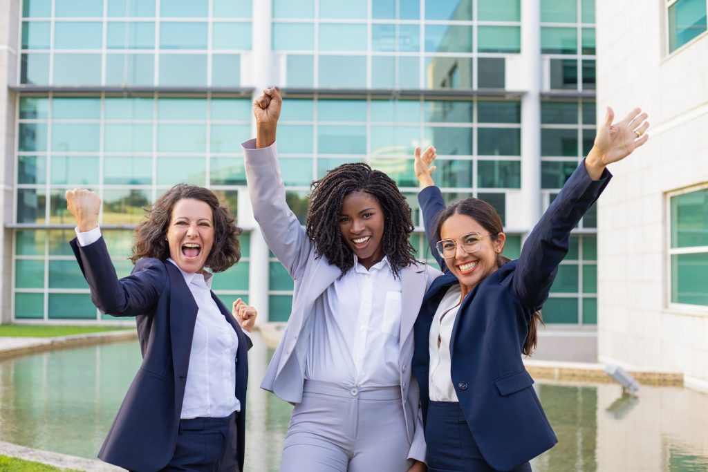 Empreendedorismo Feminino: Uma pesquisa realizada pelo Sebrae, com base em dados da Pnad, indica que há 10,1 milhões de mulheres em posição de liderança.